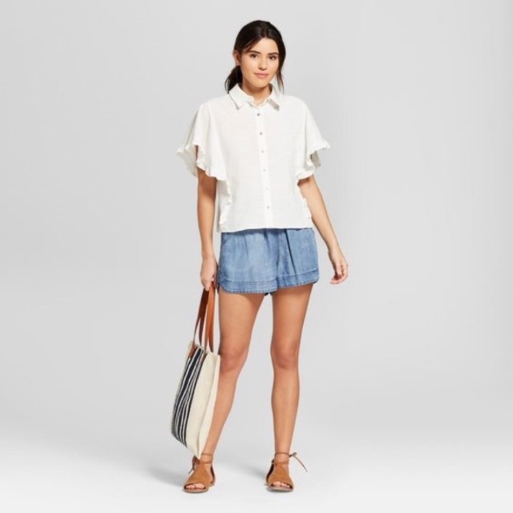 Universal Thread Ruffled Button Down - Picture 4 of 12